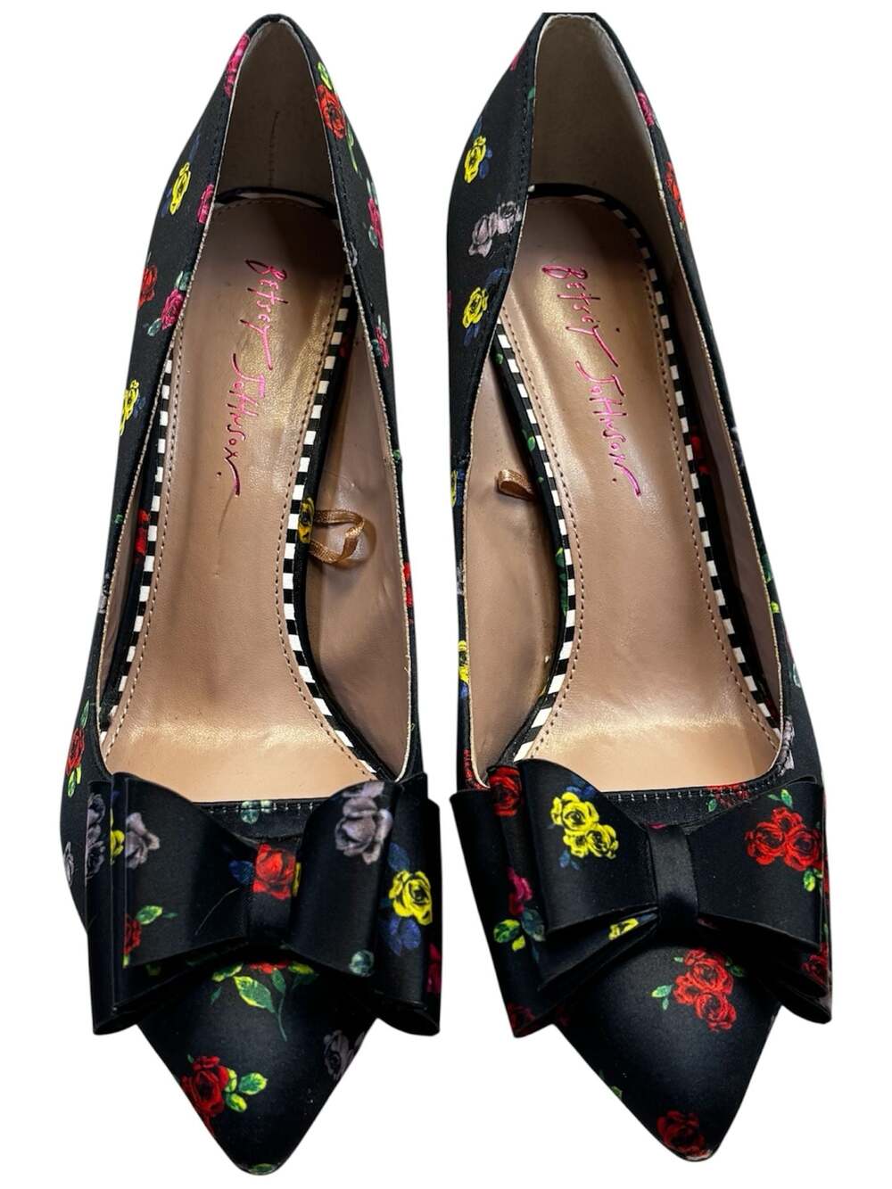Betsey Johnson Bret Black Floral Satin Bow Pumps